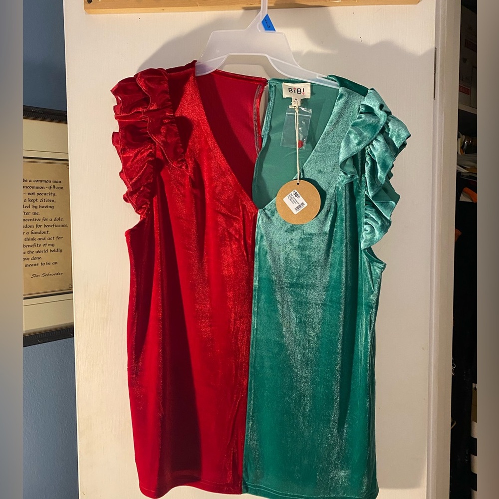 NWT BiBi velvet Christmas v neck red and green women size medium